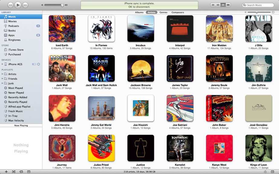Full-screen iTunes. Sorry about the taste in music